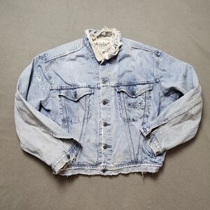 Men's Levis Vintage Destroyed Thrashed Denim Jacket XL - Made In Canada 80's